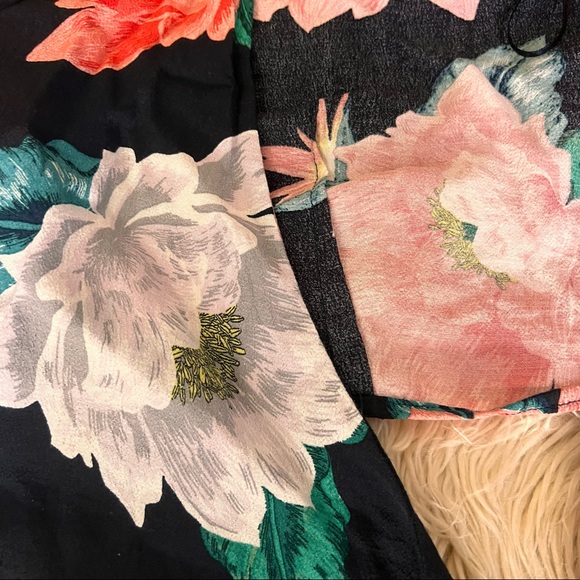 Zara Floral power cover up. Vest Size M - Picture 7 of 16